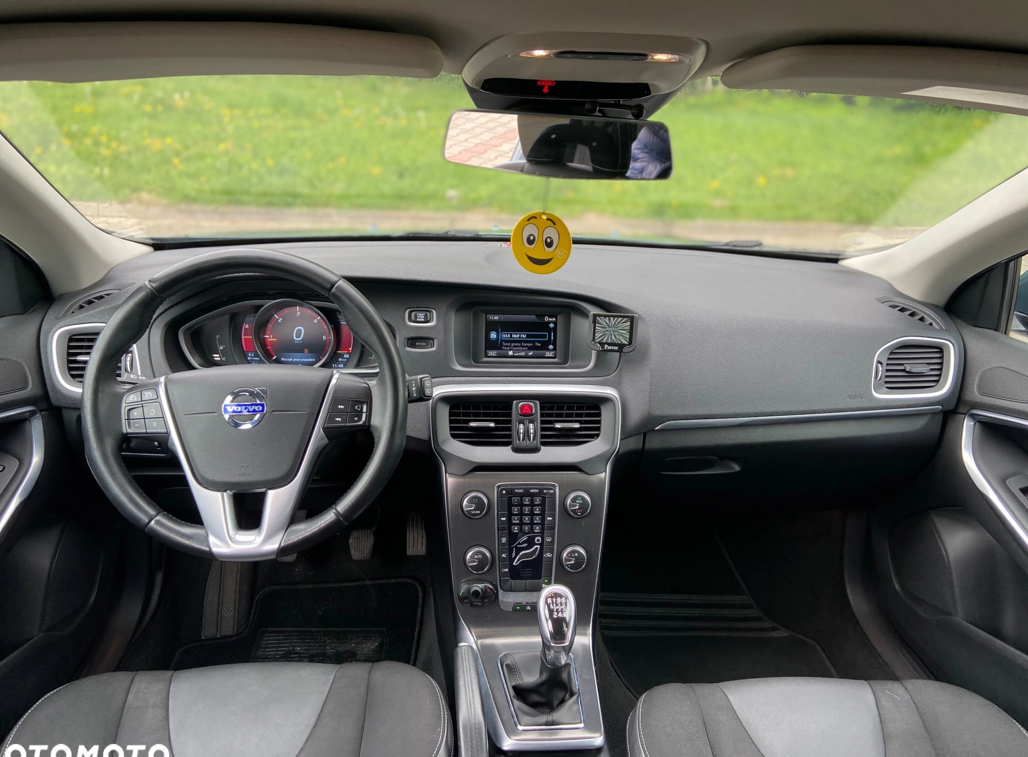 Volvo V40 cena 34300 przebieg: 236500, rok produkcji 2012 z Puławy małe 301